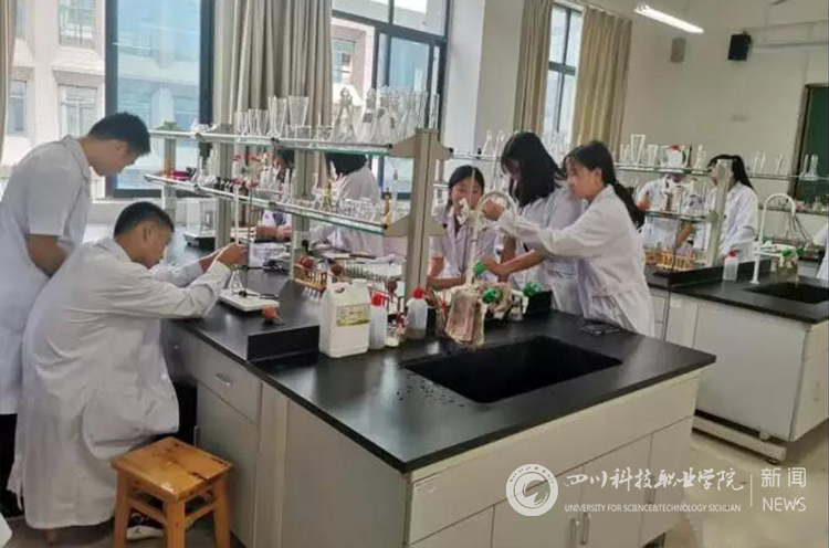 新闻网水印4.jpg