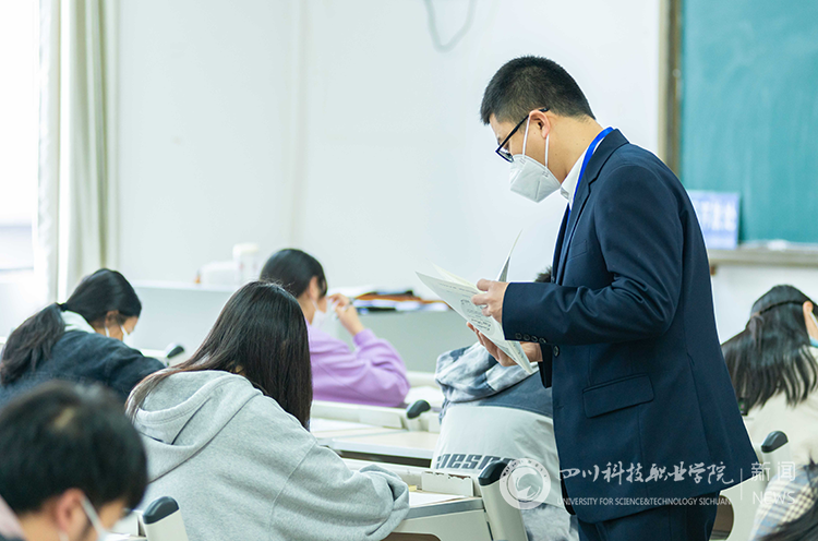 考场图图.png